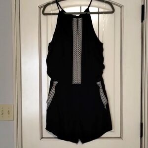 Bcx Black Halter Romper Embroidered Front & Pockets Size Large